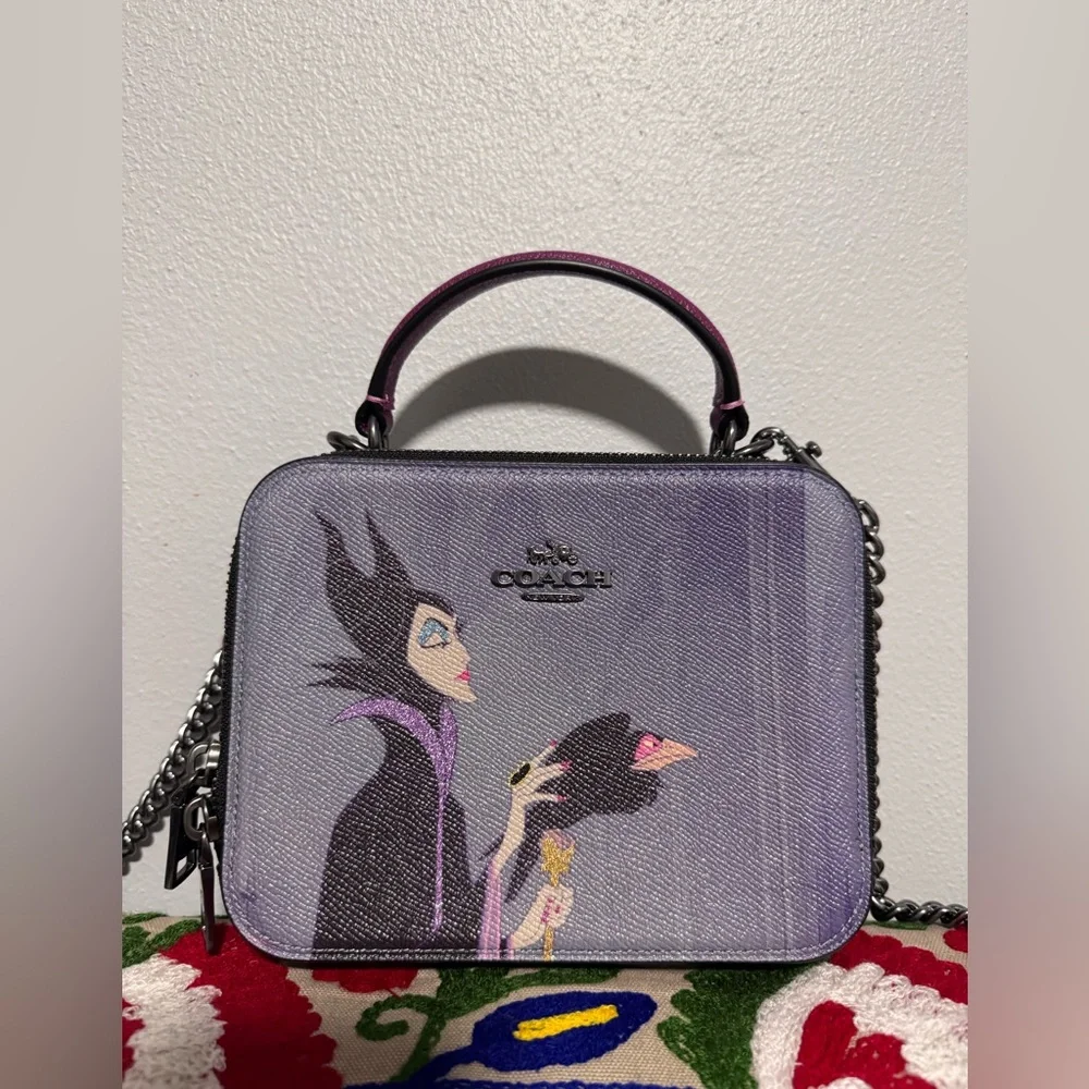 Disney x Coach Maleficent Box Crossbody bag - Picture 5 of 11